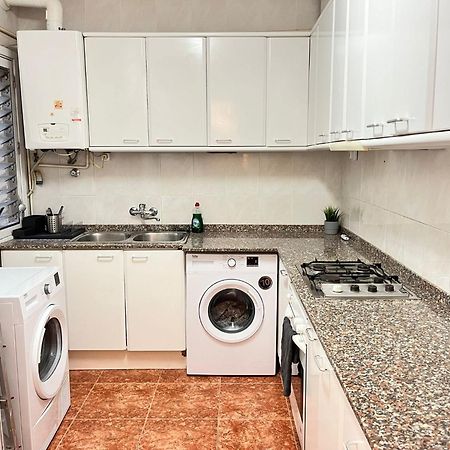 Blai Hostel Barcelona Luaran gambar